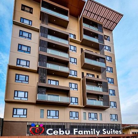 Cebu Family Suites Powered By Cocotel Exteriör bild