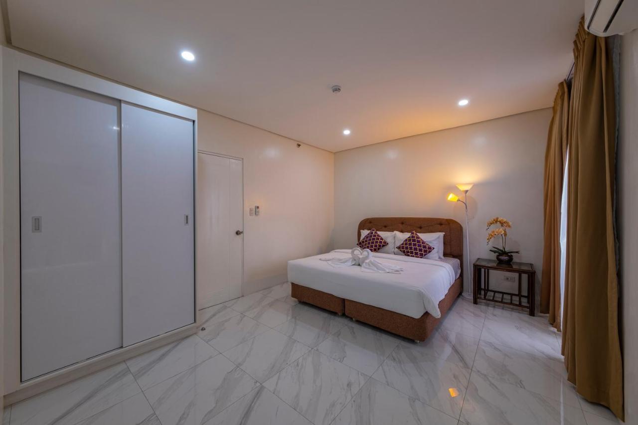 Cebu Family Suites Powered By Cocotel Exteriör bild